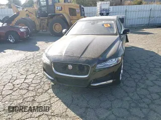 2016 Jaguar XF 35t Premium with VIN SAJBD4BV5GCY09744, listed as a Copart auction lot 58429592 with 0 mi miles. Bid and sale history available at carsss.com. Image 11.
