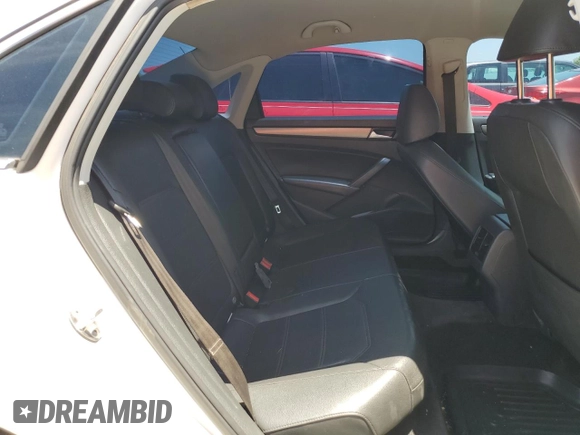 2015 Volkswagen Passat SE with VIN 1VWBV7A30FC065687, listed as a Copart auction lot 63218375 with 124,286 mi miles and Salvage title. Bid and sale history available at DreamBid. Image 10.