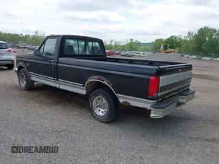 1996 Ford F-150 z VIN 1FTEF15N4TLC00784, wystawiony jako IAAI lot #42309308 z przebiegiem 204 742 mil mil oraz . Historia ofert i sprzedaży dostępna na DreamBid. Obrazek 3.