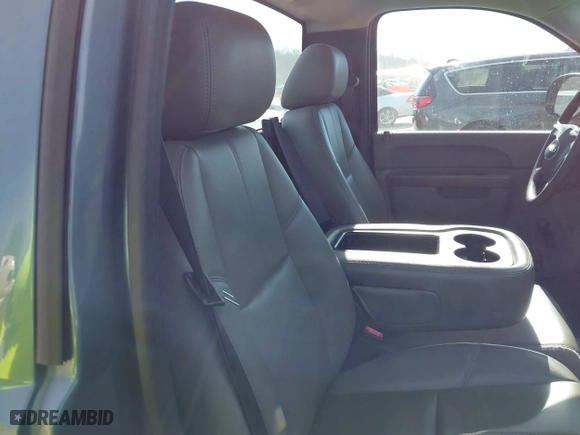 2011 Chevrolet Silverado 1500 Work Truck with VIN 1GCNKPEA0BZ391577, listed as a IAAI auction lot 41470524 with 117,556 mi miles. Bid and sale history available at carsss.com. Image 8.