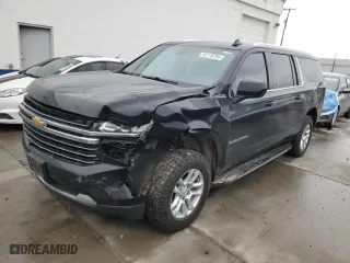 2021 Chevrolet Suburban LT with VIN 1GNSKCKD7MR390298, listed as a Copart auction lot 82176784 with 166,073 mi miles and Salvage Title. Bid and sale history available at carsss.com. Image 1.