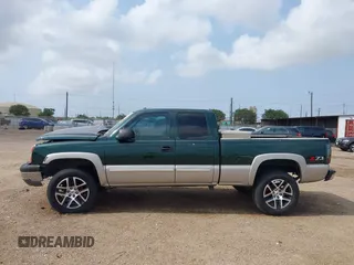 2004 Chevrolet Silverado 1500 Z71 with VIN 1GCEK19T94Z267299, listed as a IAAI auction lot 42093041 with 291,669 mi miles and . Bid and sale history available at DreamBid. Image 14.