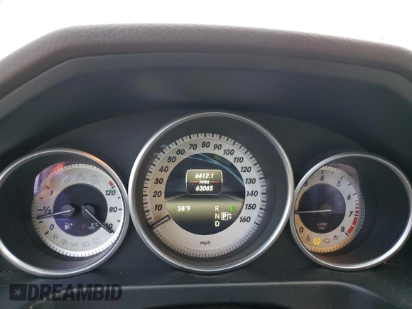 2016 Mercedes-Benz E-Class E 350 Luxury with VIN WDDHH8JB9GB339483, listed as a Copart auction lot 86810544 with 63,065 mi miles and Salvage Title. Bid and sale history available at carsss.com. Image 9.