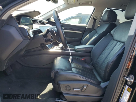 2019 Audi e-tron Prestige with VIN WA1VAAGEXKB021854, listed as a Copart auction lot 65940923 with 40,753 mi miles. Bid and sale history available at carsss.com. Image 7.