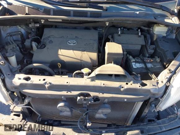 2015 Toyota Sienna LE AAS with VIN 5TDKK3DC3FS529845, listed as a IAAI auction lot 41627102 with 130,334 mi miles. Bid and sale history available at carsss.com. Image 10.