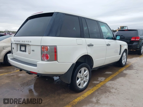 2005 Land Rover Range Rover HSE with VIN SALME11425A188699, listed as a IAAI auction lot 41192698 with 161,020 mi miles and . Bid and sale history available at DreamBid. Image 4.