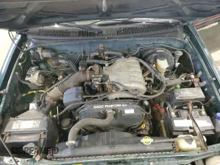 2004 Toyota Tacoma z VIN 5TEWN72N94Z346227, wystawiony jako Copart lot #57941245 z przebiegiem 229 582 mil mil oraz Czysty tytuł • Clean title. Historia ofert i sprzedaży dostępna na DreamBid. Obrazek 11.