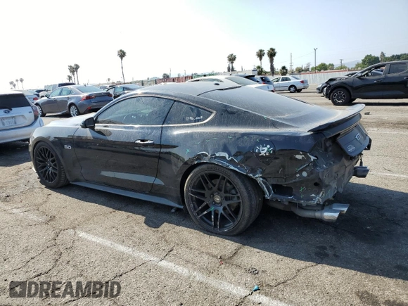 2020 Ford Mustang GT с VIN 1FA6P8CF2L5102658, выставлен на аукционе Copart как лот 59606035 с пробегом 32 706 миль миль и Списание • Salvage title. История ставок и продаж доступна на DreamBid. Изображение 2.