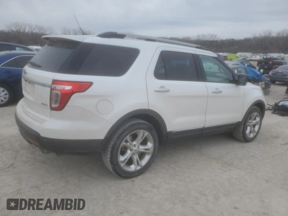 2013 Ford Explorer XLT z VIN 1FM5K8D85DGC31161, wystawiony jako Copart lot #44754465 z przebiegiem 213 442 mil mil oraz Szkoda całkowita • Salvage title. Historia ofert i sprzedaży dostępna na DreamBid. Obrazek 3.
