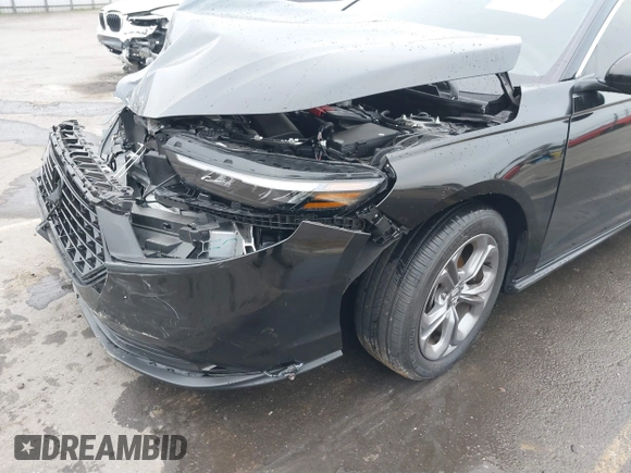 2024 Honda Accord EX с VIN 1HGCY1F30RA031898, выставлен на аукционе IAAI как лот 41059841 с пробегом 24 368 миль миль и . История ставок и продаж доступна на DreamBid. Изображение 18.