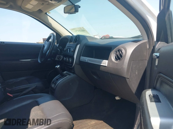 2016 Jeep Compass High Altitude Edition with VIN 1C4NJDEB7GD759123, listed as a IAAI auction lot 40114784 with 137,378 mi miles. Bid and sale history available at carsss.com. Image 5.
