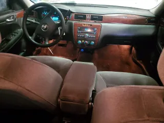 2008 Chevrolet Impala LS z VIN 2G1WB58N389217733, wystawiony jako Copart lot #52885795 z przebiegiem 198 985 mil mil oraz Nie do naprawy • Non repairable. Historia ofert i sprzedaży dostępna na DreamBid. Obrazek 8.