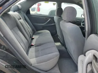 2001 Toyota Camry CE z VIN 4T1BG22K31U795050, wystawiony jako Copart lot #55054025 z przebiegiem 161 228 mil mil oraz Szkoda całkowita • Salvage title. Historia ofert i sprzedaży dostępna na DreamBid. Obrazek 10.