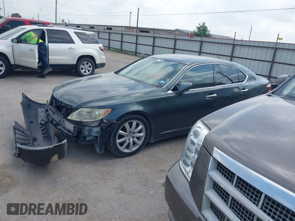 2007 Lexus LS 460 with VIN JTHBL46F275001956, listed as a IAAI auction lot 42298753 with Not provided miles and . Bid and sale history available at DreamBid. Image 14.