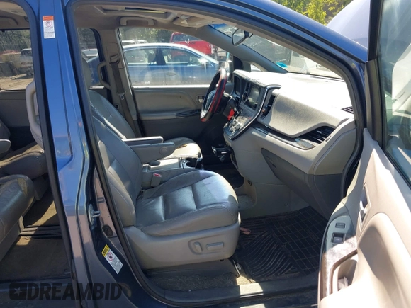 2015 Toyota Sienna XLE with VIN 5TDYK3DC8FS533898, listed as a IAAI auction lot 42630483 with 531,640 mi miles and . Bid and sale history available at DreamBid. Image 5.