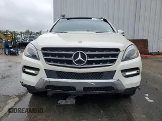2013 Mercedes-Benz M 350 z VIN 4JGDA5HB2DA105961, wystawiony jako Copart lot #57936645 z przebiegiem 93 293 mil mil oraz Szkoda całkowita • Salvage title. Historia ofert i sprzedaży dostępna na DreamBid. Obrazek 5.