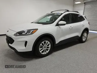 2020 Ford Escape SE with VIN 1FMCU9G69LUA79418, listed as a Copart auction lot 56177155 with 105,394 mi miles and Clean title. Bid and sale history available at DreamBid. Image 1.