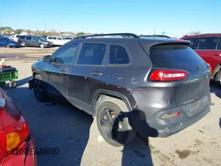 2016 Jeep Cherokee Sport with VIN 1C4PJLAS4GW329773, listed as a IAAI auction lot 41300023 with 101,912 mi miles and . Bid and sale history available at DreamBid. Image 3.