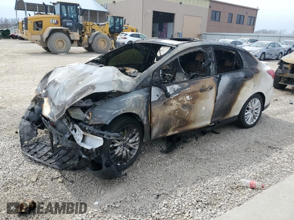 2017 Ford Focus Titanium с VIN 1FADP3J29HL245054, выставлен на аукционе Copart как лот 50784925 с пробегом Не указан миль и На запчасти • Non repairable. История ставок и продаж доступна на DreamBid. Изображение 1.