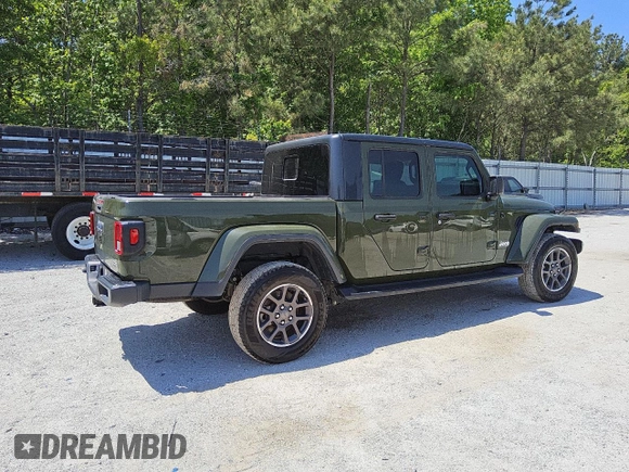 2021 Jeep Gladiator Overland z VIN 1C6HJTFG8ML554582, wystawiony jako Copart lot #50268395 z przebiegiem 78 738 mil mil oraz Czysty tytuł • Clean title. Historia ofert i sprzedaży dostępna na DreamBid. Obrazek 3.
