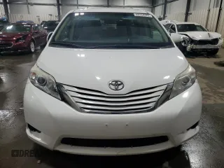 2016 Toyota Sienna LE AAS with VIN 5TDKK3DC9GS705508, listed as a Copart auction lot 43734375 with 109,350 mi miles and Salvage Title. Bid and sale history available at DreamBid. Image 5.