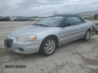 2005 Chrysler Sebring GTC with VIN 1C3EL75R75N596073, listed as a Copart auction lot 44228025 with 147,952 mi miles and Clean Title. Bid and sale history available at DreamBid. Image 1.