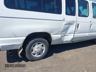 2008 Ford Econoline Passenger XL with VIN 1FBNE31L98DA84670, listed as a IAAI auction lot 42042417 with 216,868 mi miles. Bid and sale history available at carsss.com. Image 6.