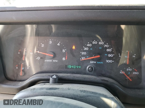 2004 Jeep Wrangler Sahara with VIN 1J4FA59S14P755450, listed as a Copart auction lot 58558005 with 194,044 mi miles and Salvage title. Bid and sale history available at DreamBid. Image 9.