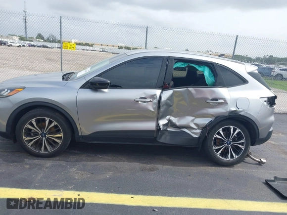 2022 Ford Escape SE with VIN 1FMCU0G65NUB54890, listed as a IAAI auction lot 42434980 with 25,991 mi miles and . Bid and sale history available at DreamBid. Image 14.