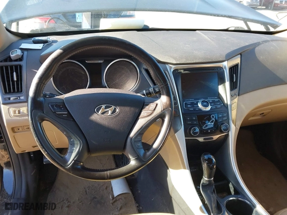 2013 Hyundai Sonata Hybrid with VIN KMHEC4A45DA100712, listed as a IAAI auction lot 41493504 with 1 mi miles. Bid and sale history available at carsss.com. Image 16.