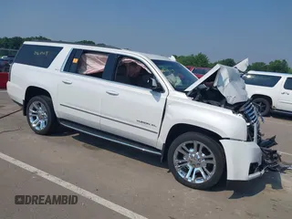 2017 GMC Yukon XL SLT with VIN 1GKS2GKC8HR384902, listed as a IAAI auction lot 39649419 with 27,260 mi miles. Bid and sale history available at carsss.com. Image 1.