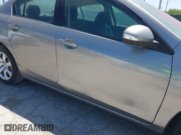 2011 Mazda Mazda3 i Sport with VIN JM1BL1UF7B1388331, listed as a IAAI auction lot 42086649 with 118,966 mi miles. Bid and sale history available at carsss.com. Image 6.