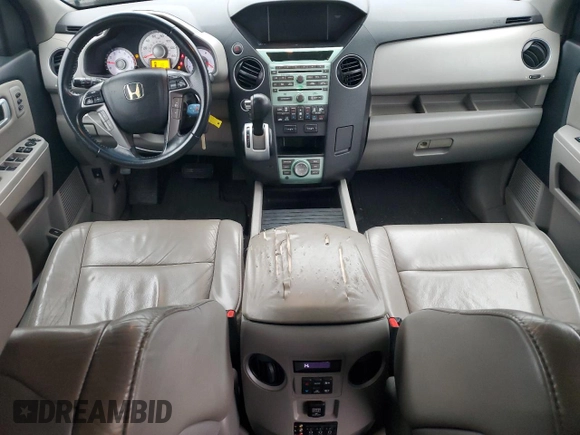 2011 Honda Pilot Touring with VIN 5FNYF4H96BB077391, listed as a Copart auction lot 41520315 with 196,291 mi miles and Salvage Title. Bid and sale history available at DreamBid. Image 8.