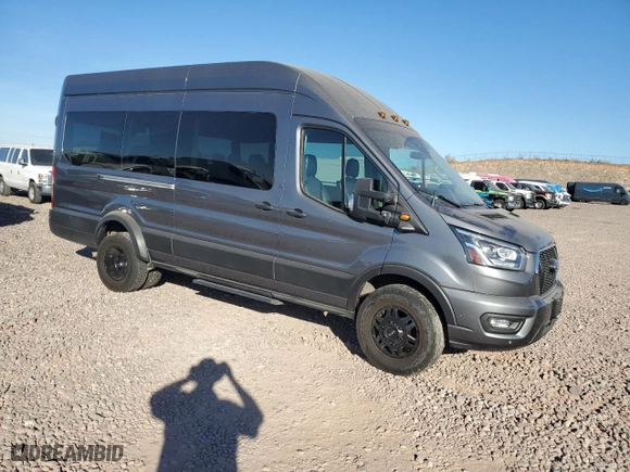 2022 Ford Transit Passenger Wagon XL with VIN 1FBVU5XGXNKA05166, listed as a Copart auction lot 83364624 with 28,288 mi miles and Salvage Title. Bid and sale history available at carsss.com. Image 4.