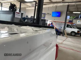 2019 Ford F-350 Platinum с VIN 1FT7W3BTXKED68083, выставлен на аукционе IAAI как лот 42602897 с пробегом 201 348 миль миль и . История ставок и продаж доступна на DreamBid. Изображение 6.