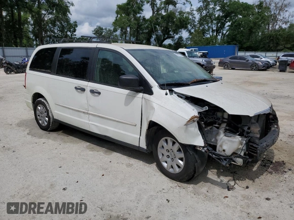 2008 Chrysler Town & Country LX z VIN 2A8HR44HX8R708086, wystawiony jako Copart lot #56577115 z przebiegiem 159 482 mil mil oraz Szkoda całkowita • Salvage title. Historia ofert i sprzedaży dostępna na DreamBid. Obrazek 4.