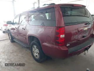 2007 Chevrolet Suburban LT с VIN 1GNFK16377J182691, выставлен на аукционе IAAI как лот 42479223 с пробегом Не указан миль и . История ставок и продаж доступна на DreamBid. Изображение 3.