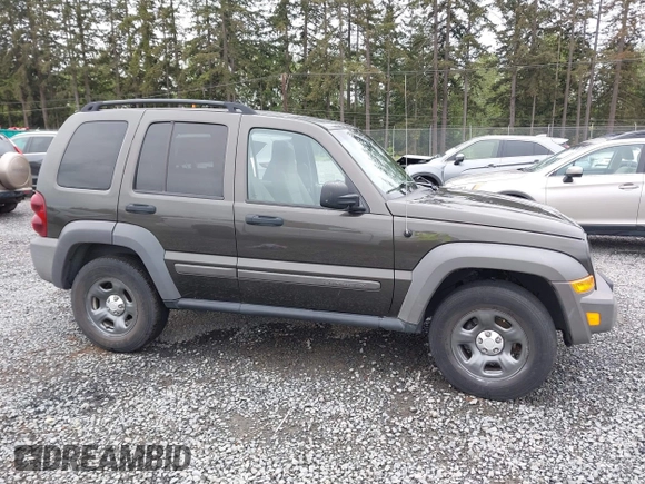 2006 Jeep Liberty Sport z VIN 1J4GL48KX6W164231, wystawiony jako IAAI lot #42247897 z przebiegiem 177 394 mil mil oraz . Historia ofert i sprzedaży dostępna na DreamBid. Obrazek 13.