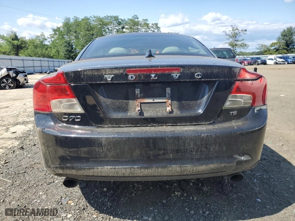 2011 Volvo C70 with VIN YV1672MC6BJ108636, listed as a Copart auction lot 68728354 with 184,174 mi miles and Clean Title. Bid and sale history available at carsss.com. Image 6.