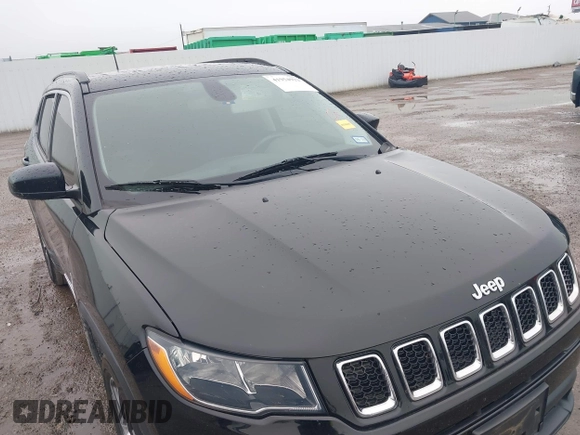 2020 Jeep Compass Latitude z VIN 3C4NJCBB2LT162156, wystawiony jako IAAI lot #41954922 z przebiegiem 41 426 mil mil oraz . Historia ofert i sprzedaży dostępna na DreamBid. Obrazek 6.