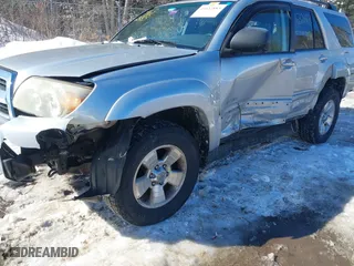 2007 Toyota 4Runner SR5 with VIN JTEBU14RX70117330, listed as a IAAI auction lot 41632883 with 189,121 mi miles. Bid and sale history available at carsss.com. Image 6.