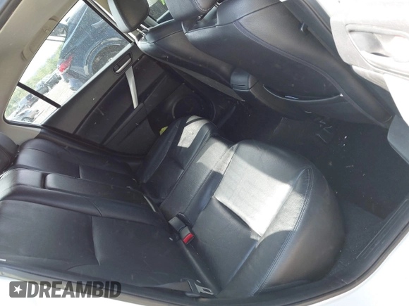 2013 Mazda 3 i Grand Touring z VIN JM1BL1WP1D1726847, wystawiony jako IAAI lot #42302876 z przebiegiem 158 837 mil mil oraz . Historia ofert i sprzedaży dostępna na DreamBid. Obrazek 8.