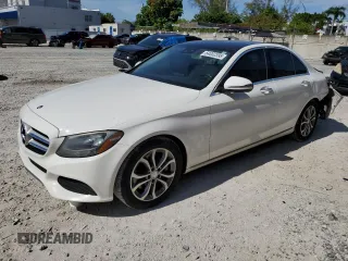 2017 Mercedes-Benz C 300 z VIN WDDWF4JB6HR234303, wystawiony jako Copart lot #64002395 z przebiegiem 124 473 mil mil oraz Szkoda całkowita • Salvage title. Historia ofert i sprzedaży dostępna na DreamBid. Obrazek 1.