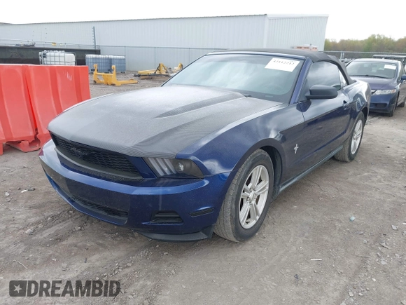 2012 Ford Mustang V6 with VIN 1ZVBP8EM7C5276470, listed as a IAAI auction lot 42112212 with 142,899 mi miles and . Bid and sale history available at carsss.com. Image 17.
