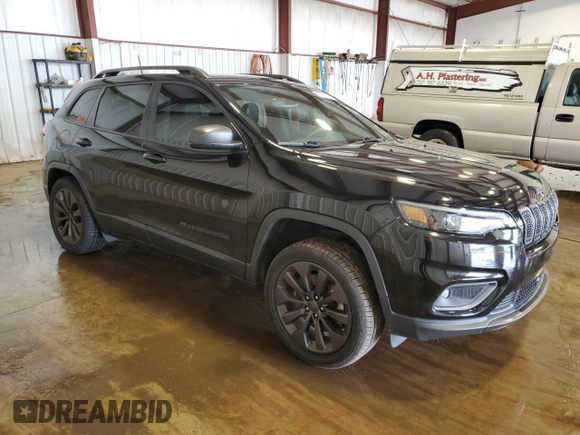 2021 Jeep Cherokee Latitude Lux with VIN 1C4PJMMX2MD218840, listed as a Copart auction lot 61563215 with 28,362 mi miles and Salvage title. Bid and sale history available at DreamBid. Image 4.
