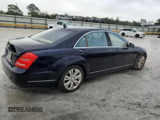 2010 Mercedes-Benz S 400 with VIN WDDNG9FB8AA306122, listed as a Copart auction lot 85679224 with 105,287 mi miles and Clean Title. Bid and sale history available at DreamBid. Image 3.