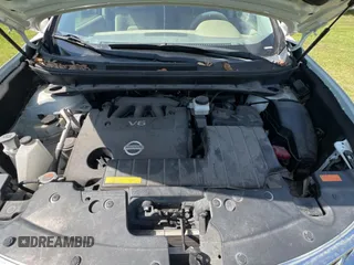 2014 Nissan Murano LE z VIN JN8AZ1MU3EW404562, wystawiony jako Copart lot #58057755 z przebiegiem 56 948 mil mil oraz Szkoda całkowita • Salvage title. Historia ofert i sprzedaży dostępna na DreamBid. Obrazek 7.