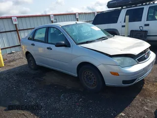 2005 Ford Focus S with VIN 1FAFP34N95W284154, listed as a IAAI auction lot 42555736 with 171,944 mi miles and . Bid and sale history available at DreamBid. Image 1.