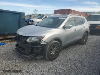2015 Nissan Rogue S with VIN 5N1AT2MT1FC845874, listed as a Copart auction lot 47421555 with 88,584 mi miles and Salvage Title. Bid and sale history available at carsss.com. Image 1.