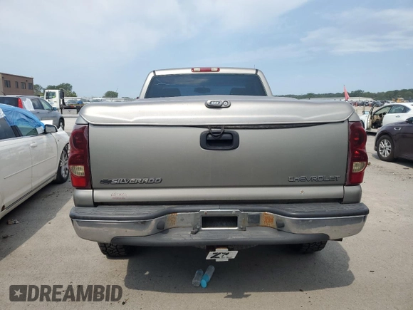 2003 Chevrolet Silverado 1500 LS with VIN 1GCEK14V23Z186300, listed as a Copart auction lot 65551504 with 271,566 mi miles and Salvage Title. Bid and sale history available at DreamBid. Image 6.